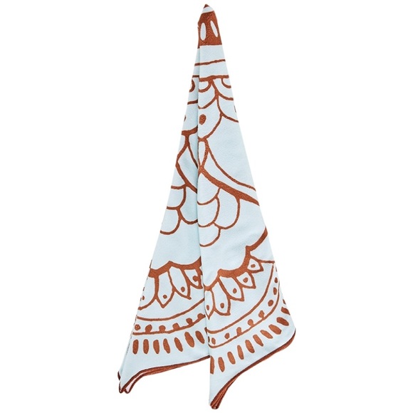 ViX Paula Hermanny Lotus Towel - Picture 2 of 3